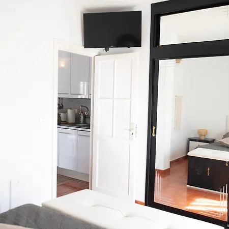 Cristianos Pool & Sun *