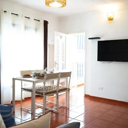 Cristianos Pool & Sun