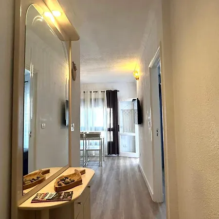 Cristianos Pool & Sun アパート