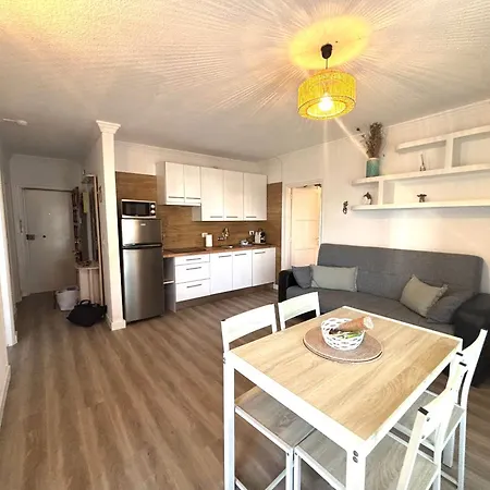 Cristianos Pool & Sun アパート