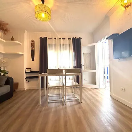 アパート Cristianos Pool & Sun ロスクリスティアーノス